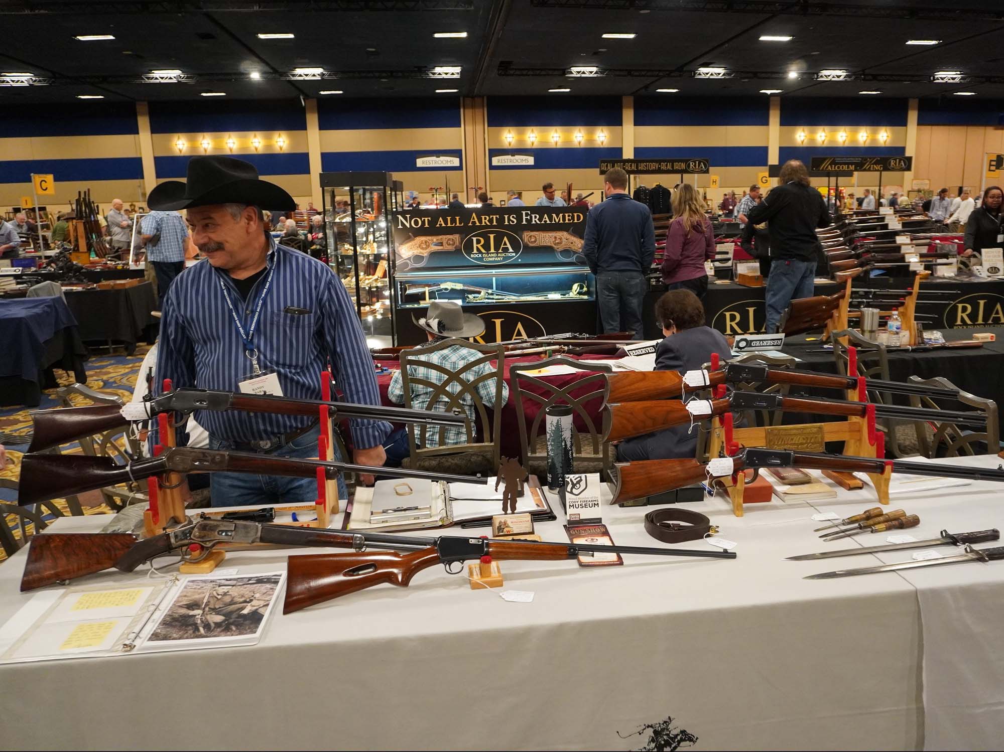 Antique Arms Show 2020 - Randy Saba Display